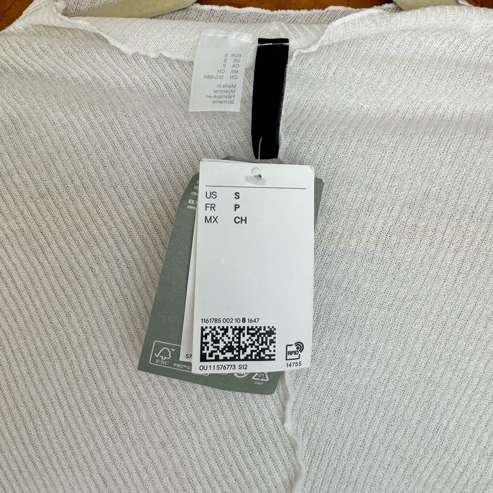 H&M Overlock Detail Rib-Knit Top - Picture 7 of 7